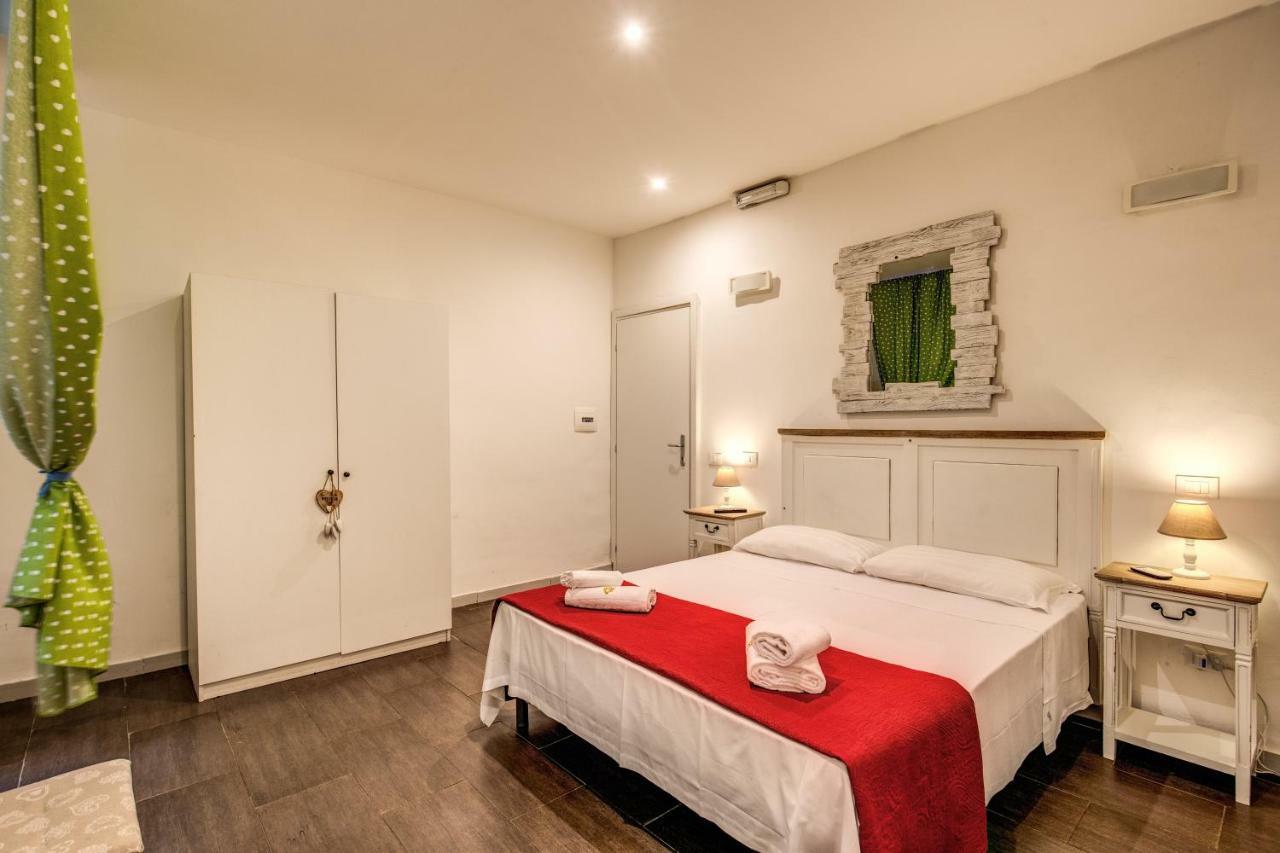Guest House O Affittacamere La Civetta Di Trastevere B روما المظهر الخارجي الصورة